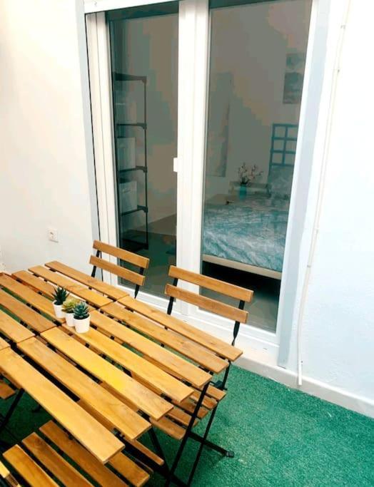 Apartamento En La Playa Las Arenas +Wifi+Ac Валенсия Экстерьер фото